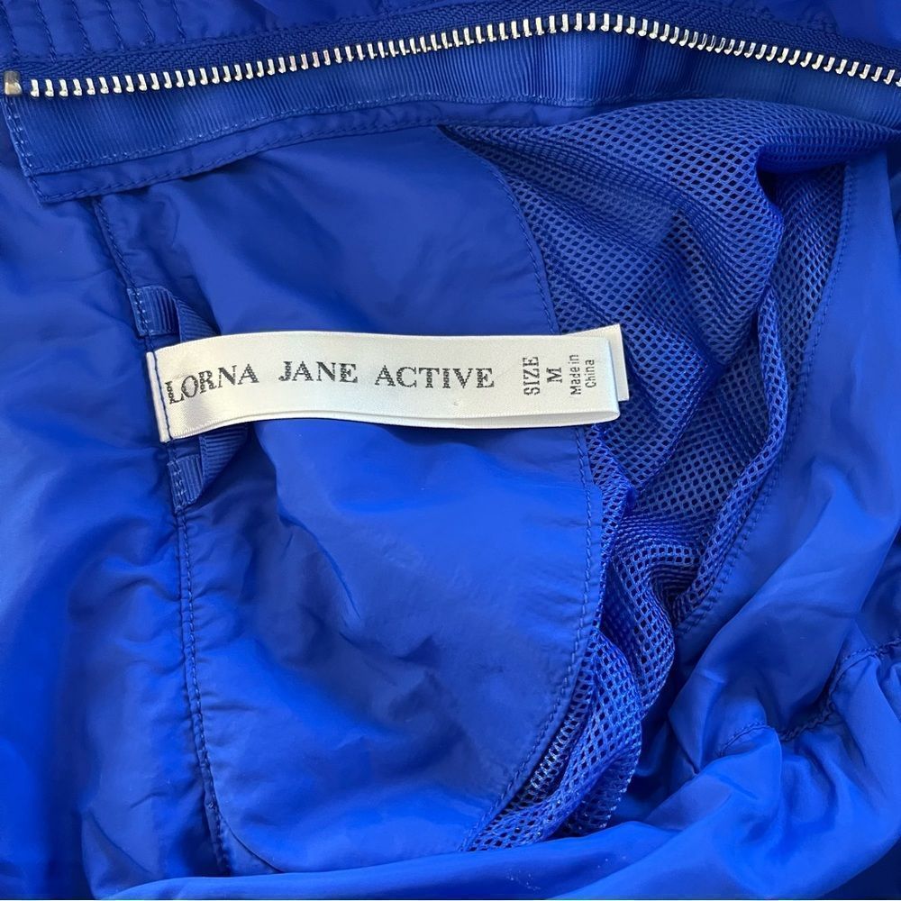 Lorna Jane active blue jacket zipper closure elastic cuffs and waist size M - Picture 11 of 12